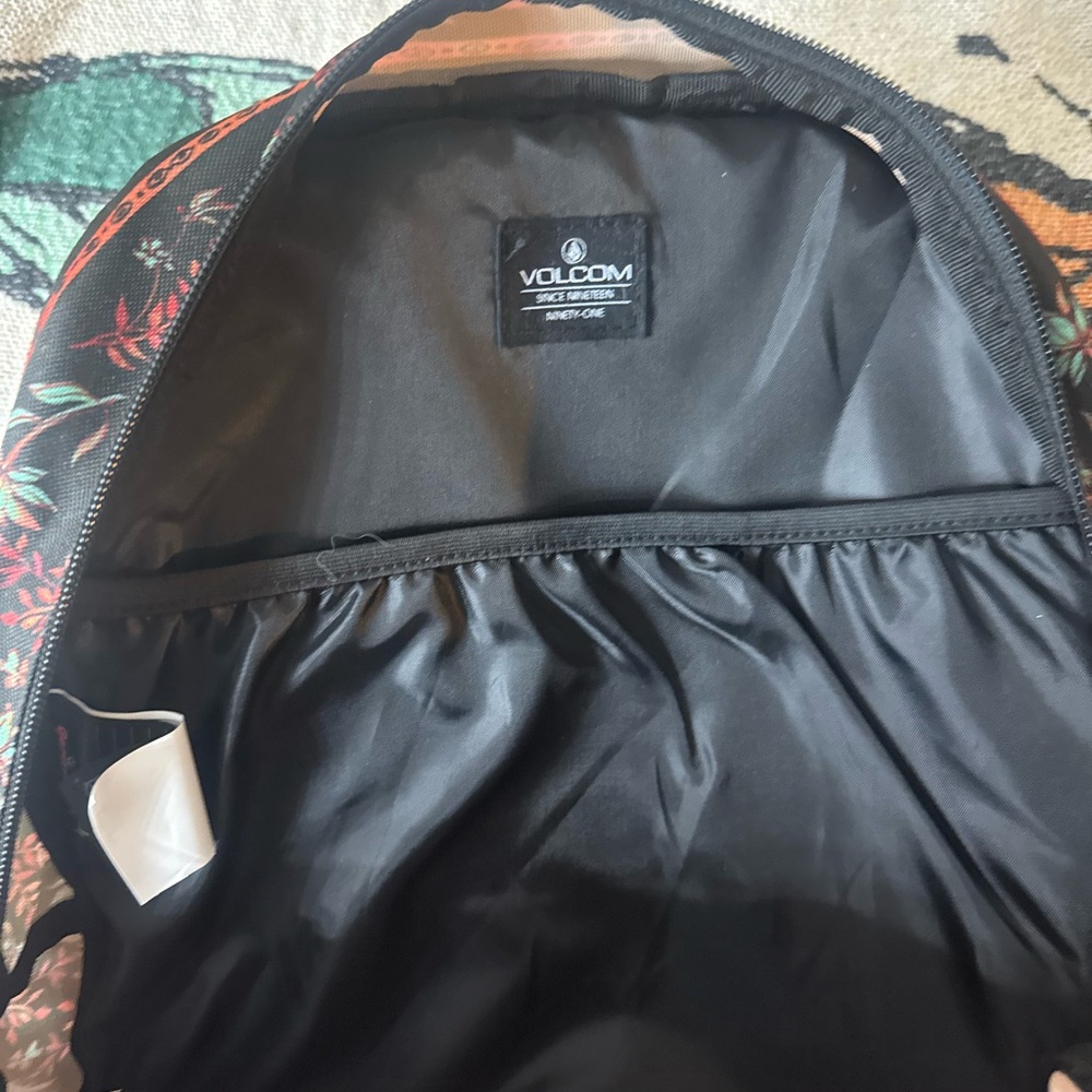 Volcom Floral Backpack - Picture 5 of 5
